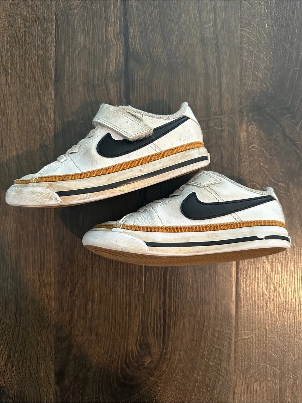 Nike Toddler k Low-Top Sneakers